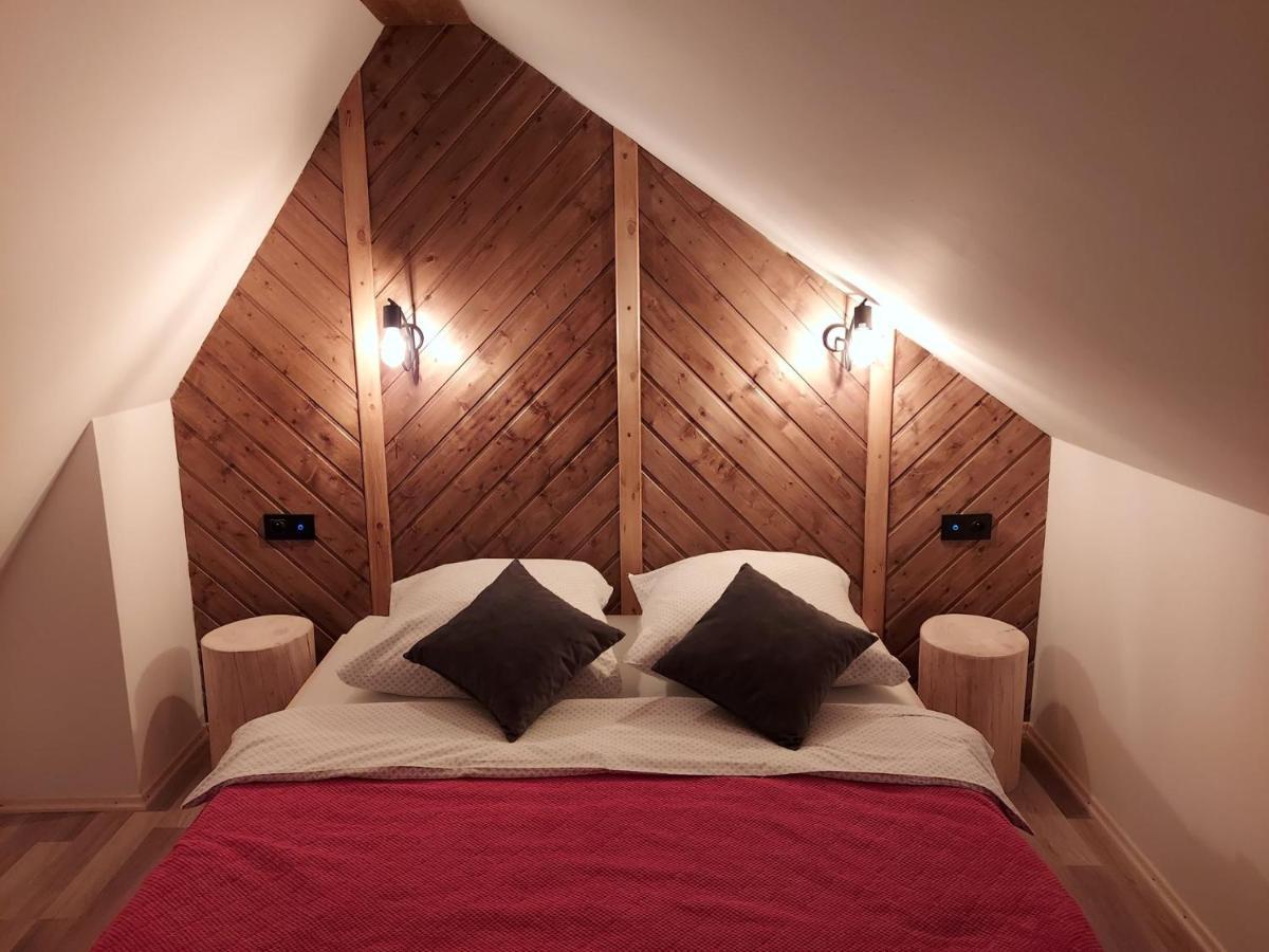 Ferienwohnung U Mlynorza Suche Exterior foto