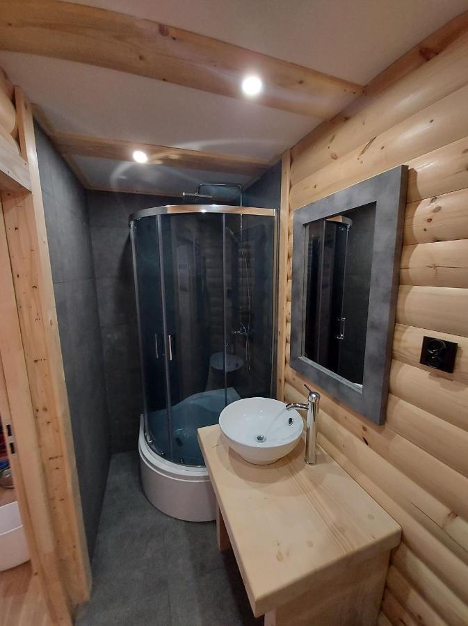 Ferienwohnung U Mlynorza Suche Exterior foto
