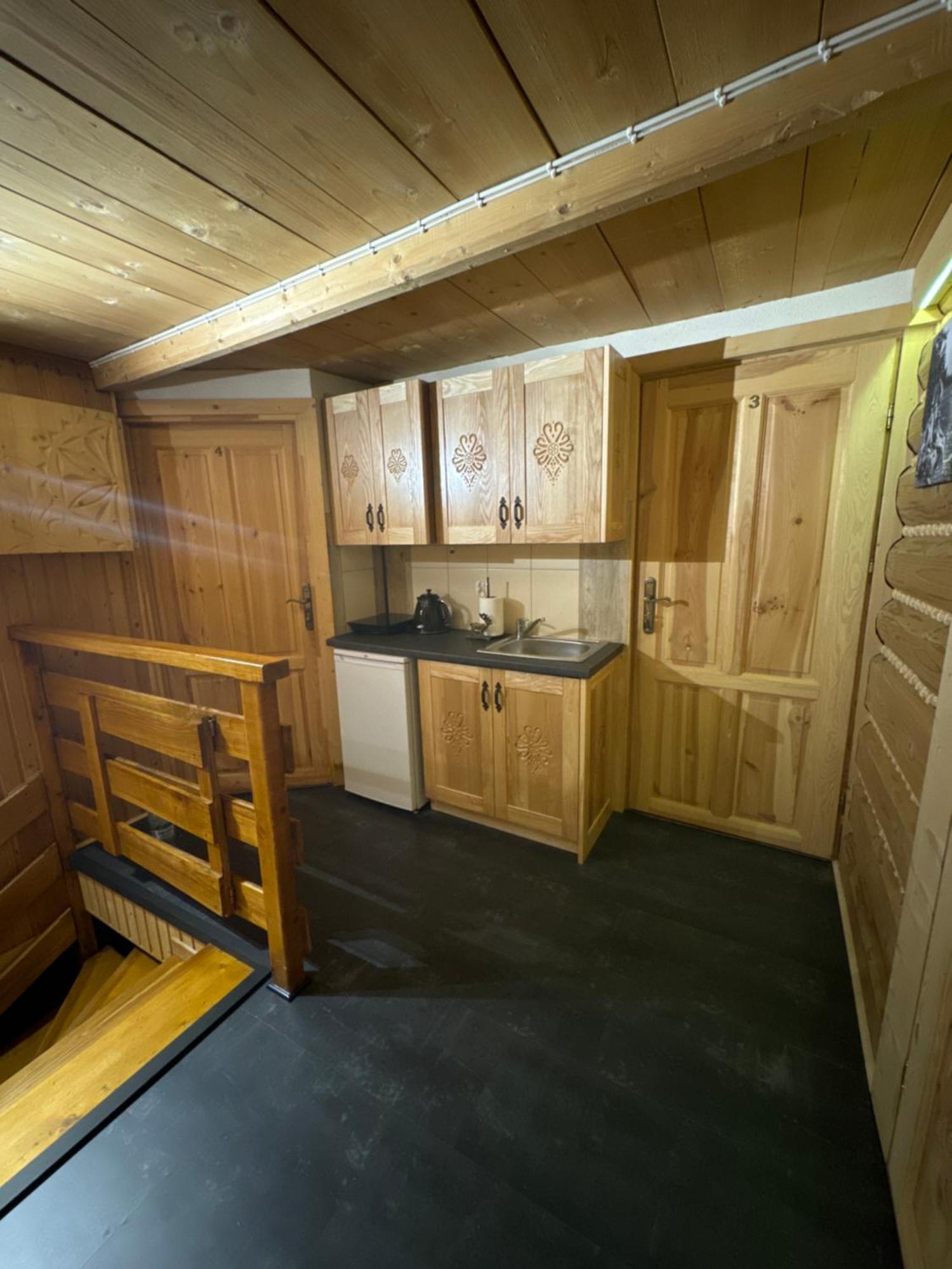 Ferienwohnung U Mlynorza Suche Exterior foto